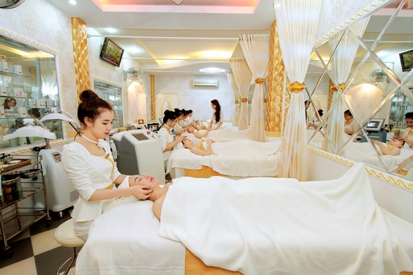 May đồng phục SPA